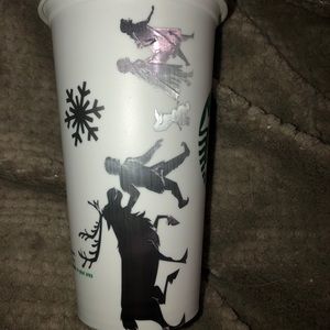 Disney frozen inspired cup ✨🖤